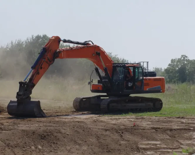 excavation clearing land